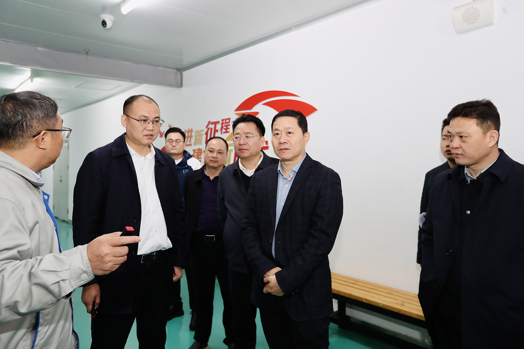 刘中杰：坚定不移推动高质量发展，用心用情兜牢民生保障